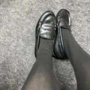 ちい こんばんわ♡ 学校帰りの妹に手コキしてもらった件 梅田