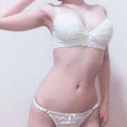 飯塚かれん はじめまして！ 月の真珠-新宿-