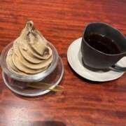 ヒメ日記 2026/04/22 04:57 投稿 ここ 女の子がセルフで撮影する店！！成田デリヘル『生パネル』伝説