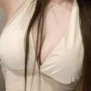 彩愛（あい） 🌺✨いつもより甘えちゃうかも…？🫣💕 ビーチの薫