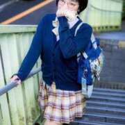 ヒメ日記 2026/04/27 22:52 投稿 綾波 しおり 夜這い＆イメクラ妄想する女学生たち谷九校