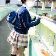 ヒメ日記 2026/04/28 07:32 投稿 綾波 しおり 夜這い＆イメクラ妄想する女学生たち谷九校