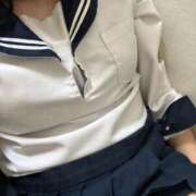 ヒメ日記 2026/05/30 18:22 投稿 天音 みるく 夜這い＆イメクラ妄想する女学生たち谷九校