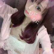福田　るる フェザータッチ🫶🏻💗 ～地元厳選美女がお出迎え～私の部屋にキテネ！トレビの泉