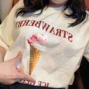 あいす あいすの事は愛すのみ🍨 秋葉原鑑賞ガール