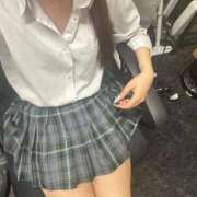 如月 せい おはよっ🩵 妄想する女学生たち 梅田校