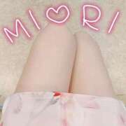 望月みおり 太もも🍑🍑 ウルトラハピネス