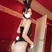 みな（元看護士！嘔吐イラマチオ えちえちうさぎ🐰🤍 ハニービー（Honey Bee）