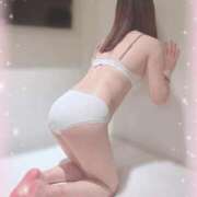 ヒメ日記 2026/05/06 09:03 投稿 ここあ コーチと私と、ビート板･･･