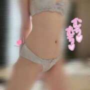 まりん（完全素人！モデル級美女 快楽堕ち ハニービー（Honey Bee）