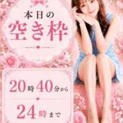 ヒメ日記 2026/08/23 12:22 投稿 ゆりあ　鮮烈な存在感が光る美女 ROYAL FACE