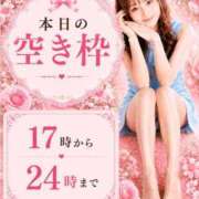 ヒメ日記 2026/09/14 12:24 投稿 ゆりあ　鮮烈な存在感が光る美女 ROYAL FACE