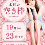 ヒメ日記 2026/09/16 12:23 投稿 ゆりあ　鮮烈な存在感が光る美女 ROYAL FACE