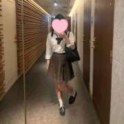 ヒメ日記 2026/05/01 05:56 投稿 櫻井 のの 妄想する女学生たち 梅田校
