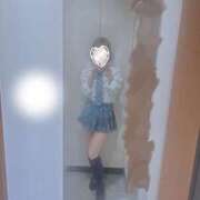 新入生 せな おはようございます🙋‍♀️ 青チェと赤チェ