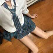 ヒメ日記 2026/06/01 17:44 投稿 新入生 せな 青チェと赤チェ