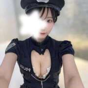 美波 逮捕しちゃう？🚓❤︎ Anemone渋谷店