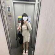 ひなの 今日もいるよーー♡ E+アイドルスクール船橋店