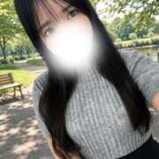 もも 黒髪ロングのお姉さんにシゴかれたい人おいで♡ かりんと秋葉原