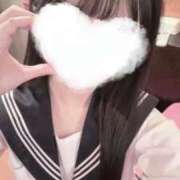 いおり 登校しました🎀 エデンR