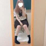ヒメ日記 2026/07/24 07:19 投稿 桜井 もも しゃせきょっ!XX教育される制服女子たち