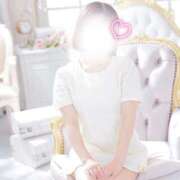 ヒメ日記 2026/05/16 21:28 投稿 青山はな 全裸美女からのカゲキな誘惑