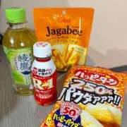 ヒメ日記 2026/06/27 21:50 投稿 青山はな 全裸美女からのカゲキな誘惑