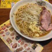 えな♪ ぷくぷく🍜知ってる？ プリティーガール