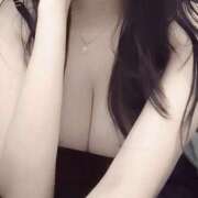 恵利那（えりな） ‼️スタート枠まだ空いてます🫧💕👩‍❤️‍💋‍👩 ビーチの薫