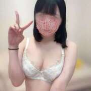 ふゆ 言わなきゃわからないけど言っちゃう♩ 白い巨乳