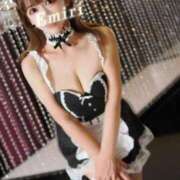 ヒメ日記 2026/06/06 12:39 投稿 えみり　その谷間。まさに絶景。 CELEB FACE NAKASU
