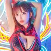 ヒメ日記 2026/06/19 16:39 投稿 えみり　その谷間。まさに絶景。 CELEB FACE NAKASU