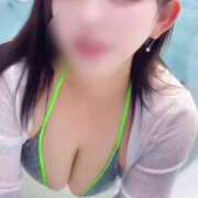 ヒメ日記 2026/06/20 16:57 投稿 えみり　その谷間。まさに絶景。 CELEB FACE NAKASU