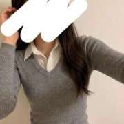 はつね♪K-POPアイドル級の可愛さ 今日12時から初めての出勤 女子大生専門店白百合