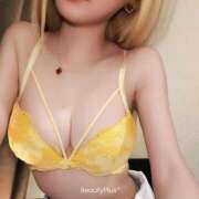 ユメア 今日はお休み♡ On a best（オンナベスト）