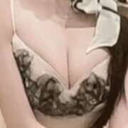 彩由実（あゆみ） 🫧👩‍❤️‍💋‍👩✨すごく嬉しかったなぁ…🫶✨ ビーチの薫