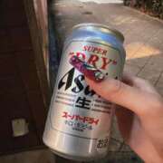 緑谷　ゆあ 酒しようぜ！ ノーパンパンスト スケベなOL梅田・兎我野店