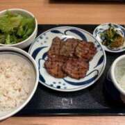 あいり 牛タン食べてきた❣️ 激安ドットコム