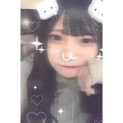 なこ 雨だけど一緒に暖まろ☔️💗 E+アイドルスクール新宿・歌舞伎町店