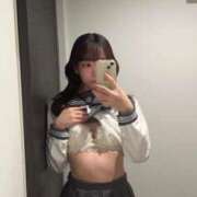 安達うい★ 明日ドキドキ二回目の出勤🥺🍓♡ elumo(エルモ)