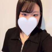 つき 本日います❣️ 白いぽっちゃりさん