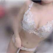 ももね 🍑おはもも🍑 The White（ザ ホワイト）