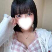 なみ（天真爛漫スレンダー美少女 週末ナニする ハニービー（Honey Bee）