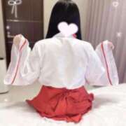 仙崎 和香 お兄さんと予定合うかな💭🤍 人妻セレブ宮殿