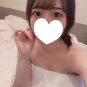 ももは ももはいます E+アイドルスクール新宿・歌舞伎町店