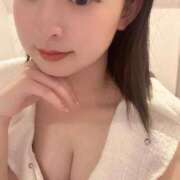 ヒメ日記 2026/08/12 09:03 投稿 ♪もも 水色りぼん