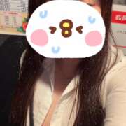 ひな 今日も出勤してます! banana