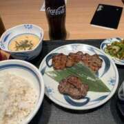 ヒメ日記 2026/09/30 07:33 投稿 れいな★清純派の純白ヒロイン★ 渋谷S級素人清楚系デリヘル chloe