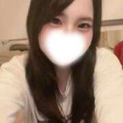 なつき 隣、空いてるよ？ The White（ザ ホワイト）