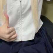 風和 よつば ‎🤍いまならご案内できます✨️ しゃせきょっ!XX教育される制服女子たち
